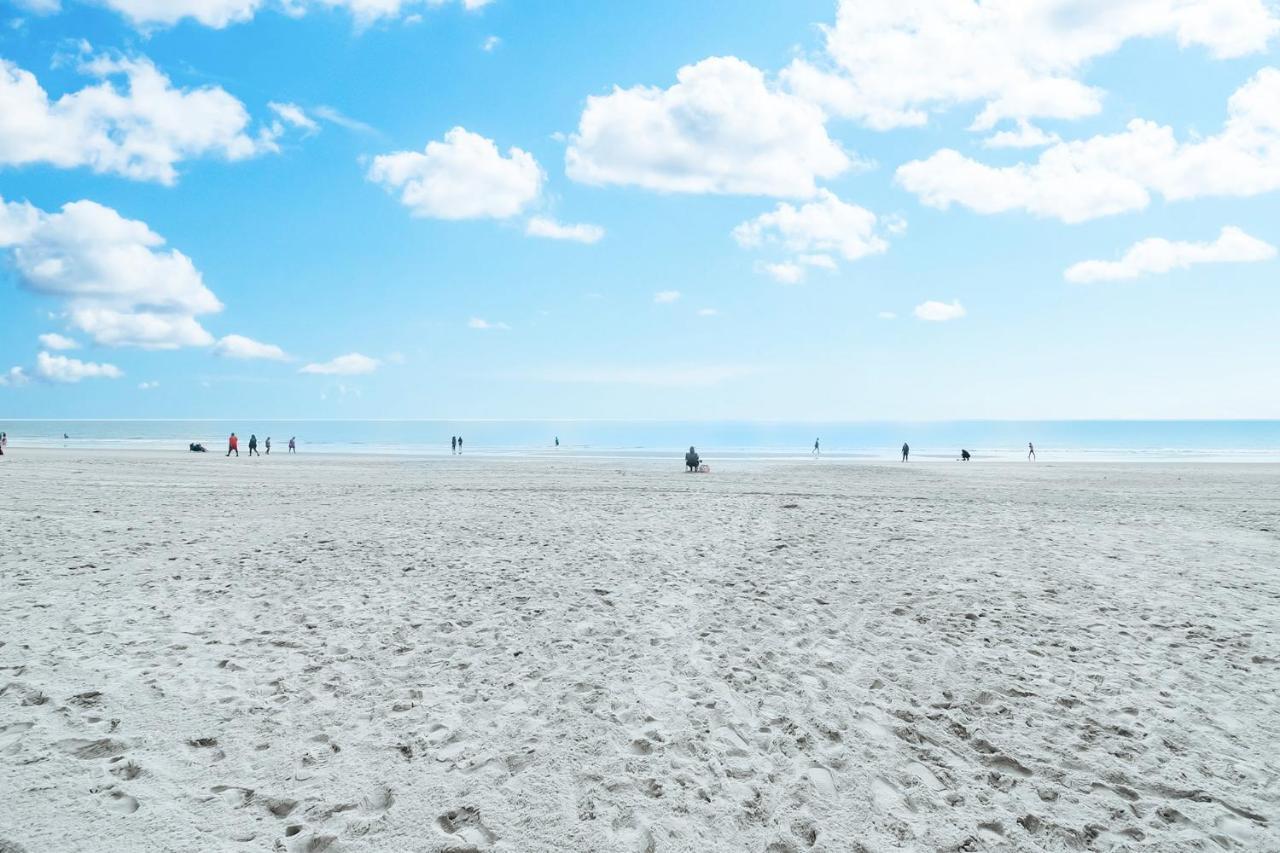 Ocean Front Comfy Condo W/Kitchen, Sleeps 4, Snowbird Paradise マートルビーチ エクステリア 写真
