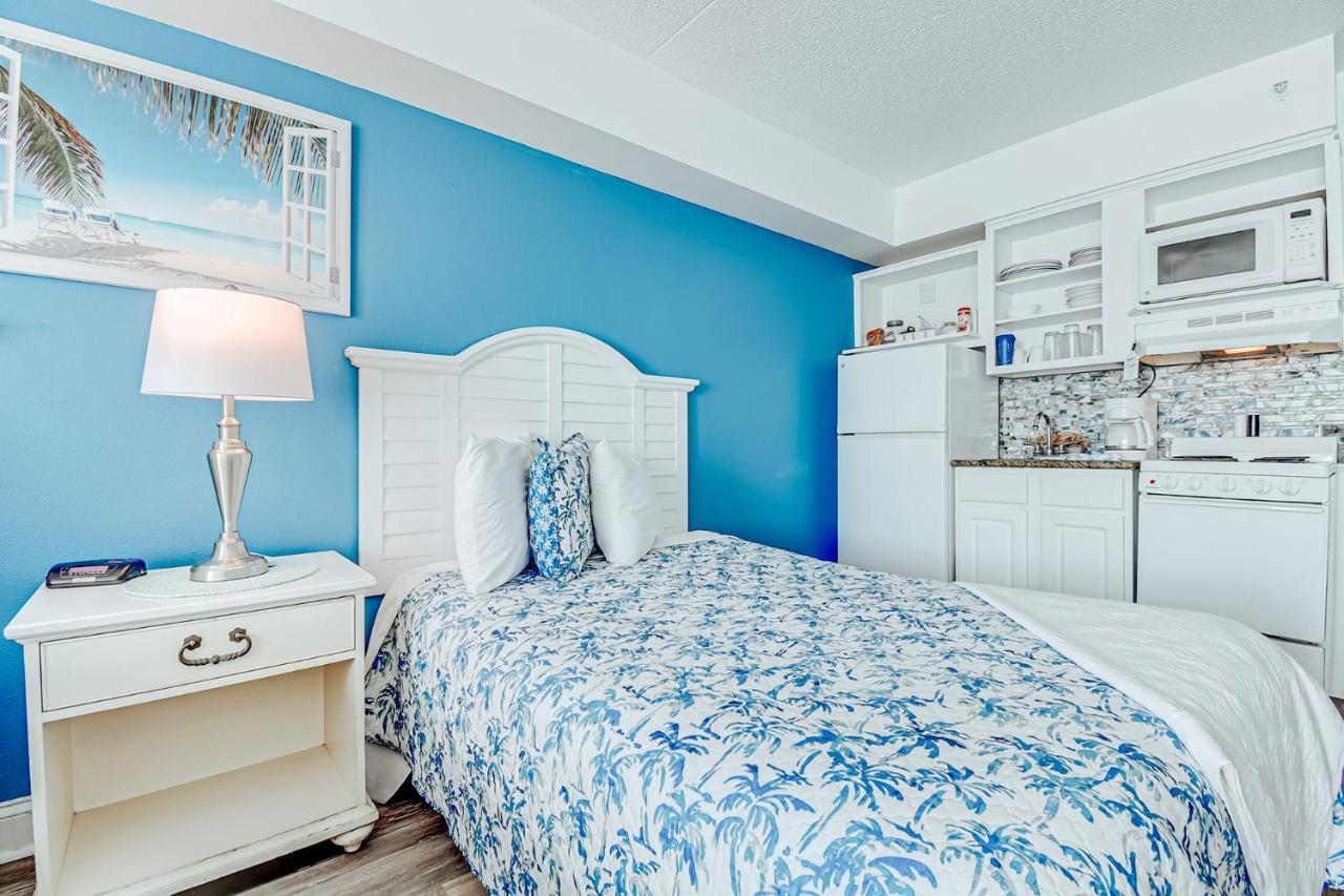 Ocean Front Comfy Condo W/Kitchen, Sleeps 4, Snowbird Paradise マートルビーチ エクステリア 写真